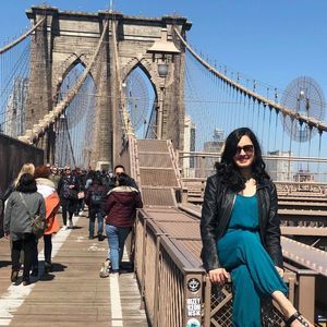 Meet your Posher, Helly